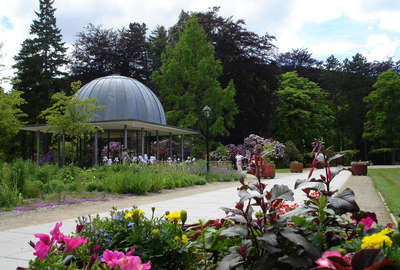 Trinkbrunnen in Friedrichroda mit Parkanlage